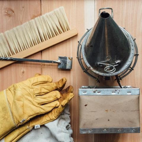 Beekeeping supplies and tools