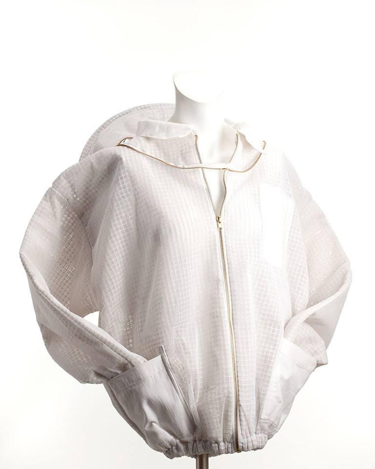 Ventilated jacket with hat and veil